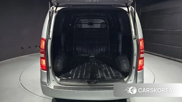 Hyundai The New Grand Starex id 3778386 из Кореи 11