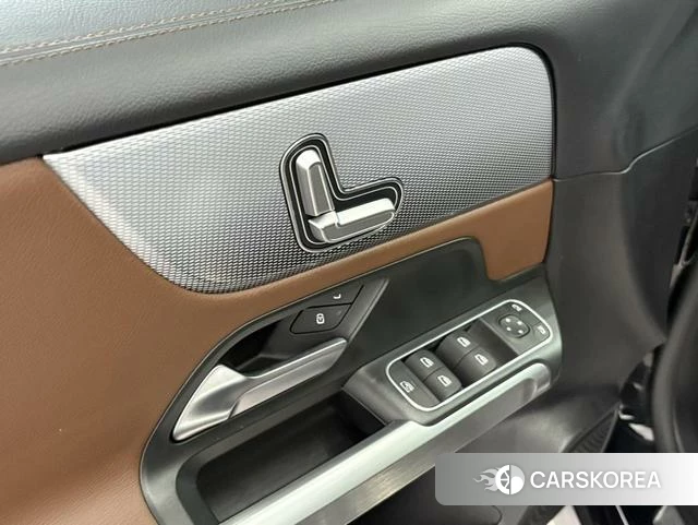 Mercedes-Benz GLB id 4257157 из Китая 11