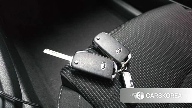 Kia Come New K3 id 4626296 из Кореи 11