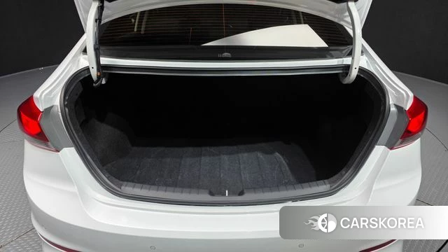Hyundai Avante AD id 4477454 из Кореи 11