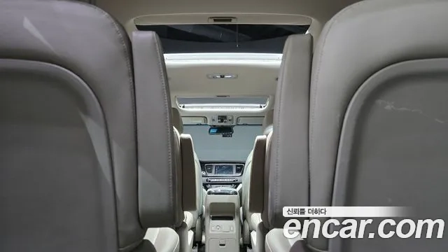 Kia The New Carnival id 2864950 из Кореи 11