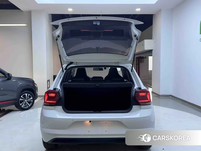 Volkswagen Polo id 4359224 из Китая 11