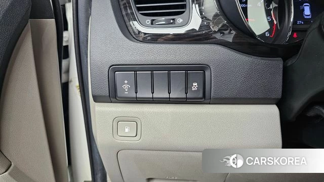 Kia The New Carnival id 4732665 из Кореи 11