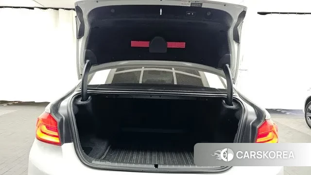 BMW 5 Series (G30) id 3709348 из Кореи 11