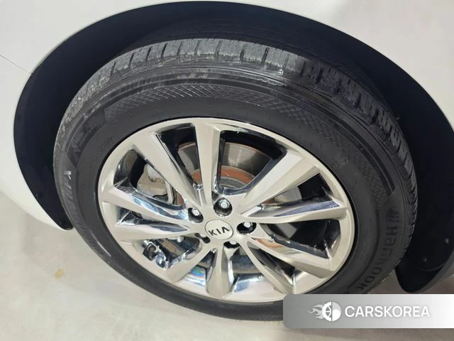 Kia The New Carnival id 4403098 из Кореи 11