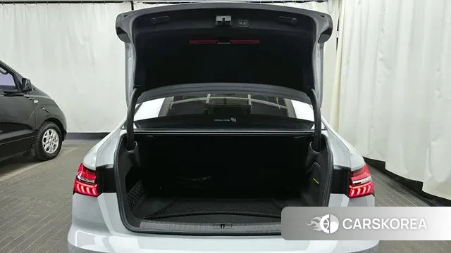 Audi A6 (C8) id 3625266 из Кореи 11