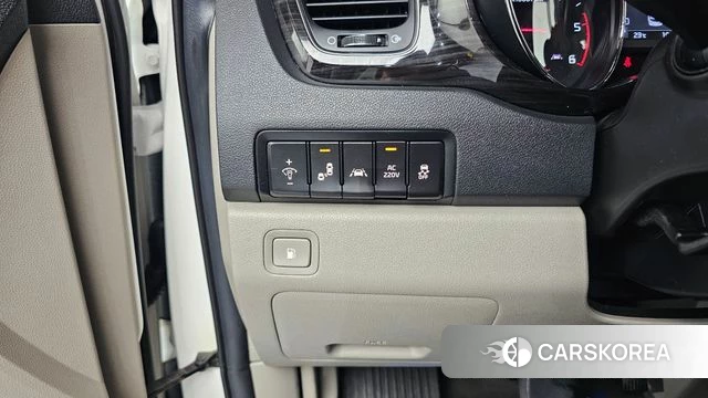 Kia The New Carnival id 3942197 из Кореи 11