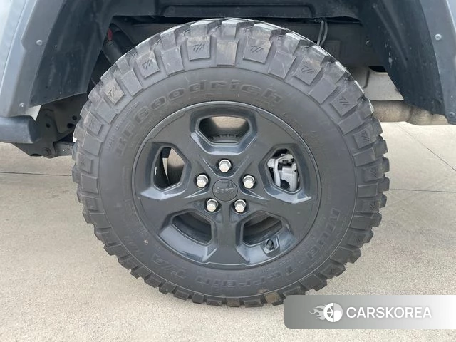 Jeep Gladiator (JT) id 3891416 из Кореи 11