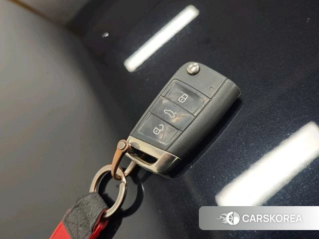 Volkswagen Golf GTI id 4254694 из Китая 11