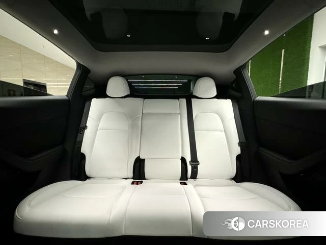 Tesla Model Y id 4253885 из Китая 11