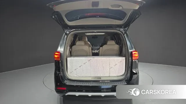 Kia The New Carnival id 3439982 из Кореи 11