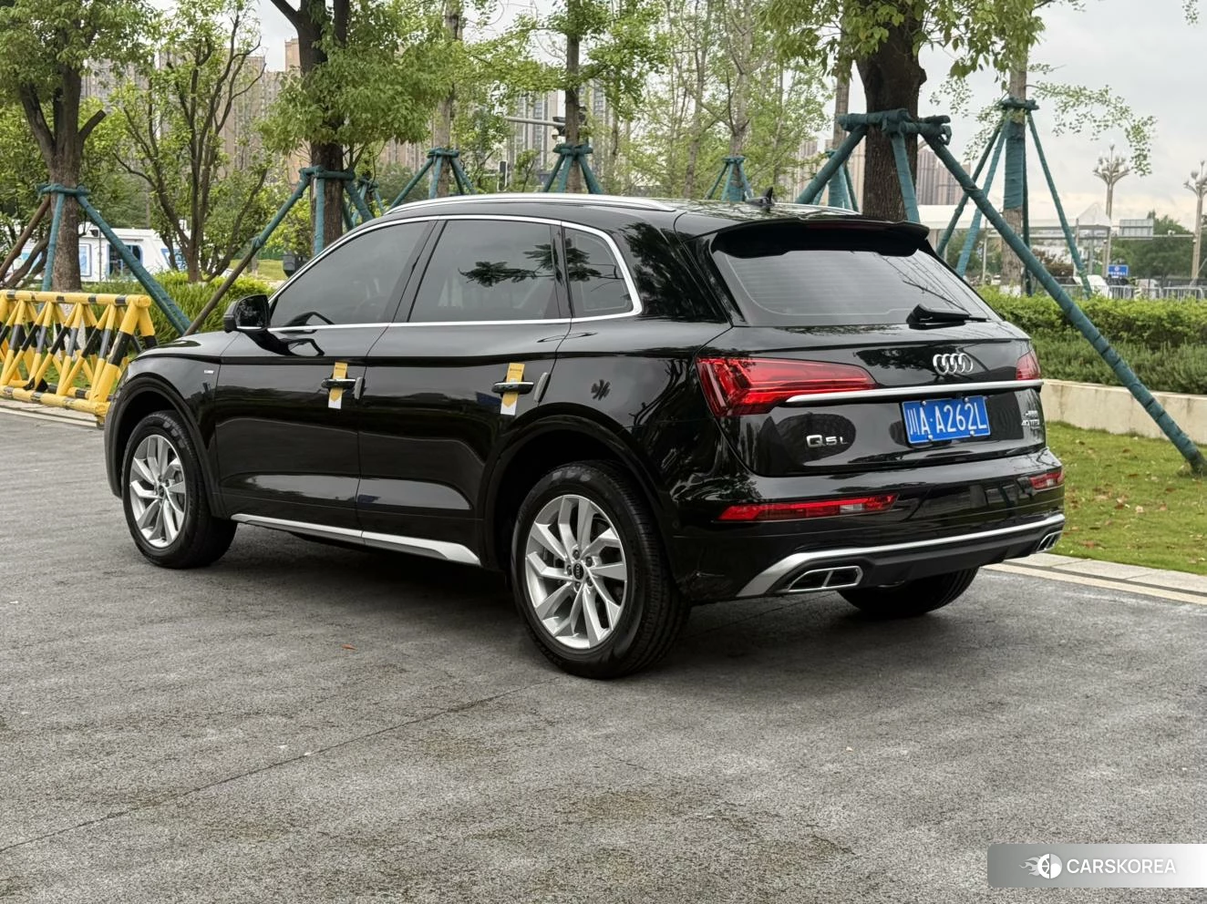 Audi Q5L id 4510435 из Китая 11