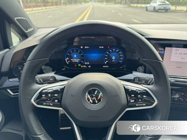 Volkswagen Golf id 4348281 из Китая 11