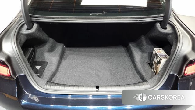 BMW 5 Series (G30) id 3954682 из Кореи 11