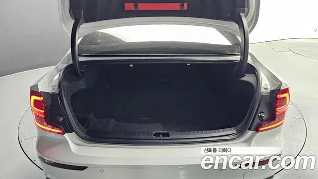 Volvo S60 3rd generation id 2852798 из Кореи 11