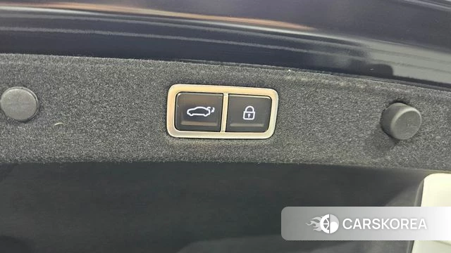 Hyundai Grandeur (GN7) id 4618079 из Кореи 11