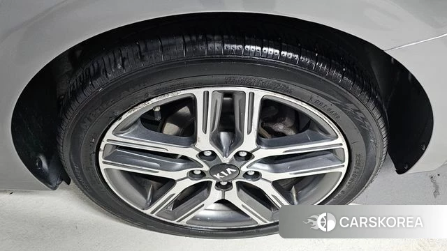 Kia Come New K3 id 3853633 из Кореи 11