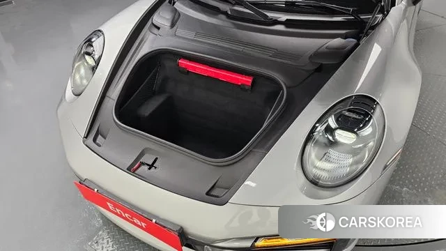 Porsche 911(992) id 3246769 из Кореи 11