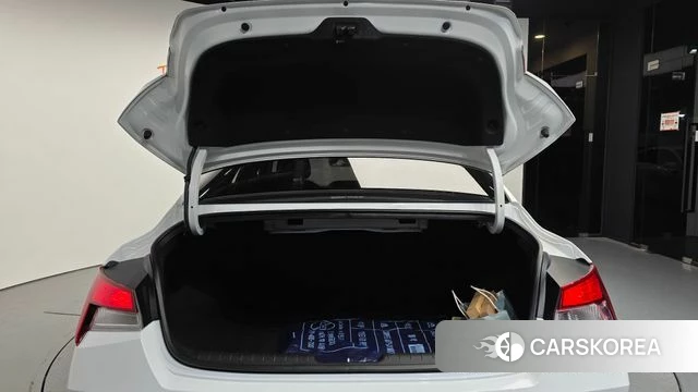 Hyundai Avante Hybrid (CN7) id 3898283 из Кореи 11