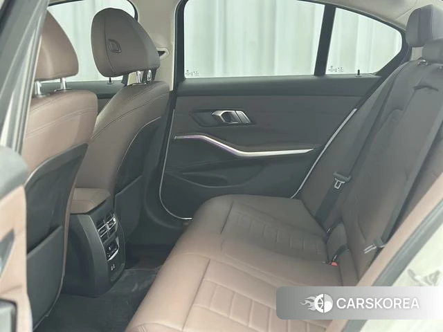 BMW 3 series id 4256857 из Китая 11