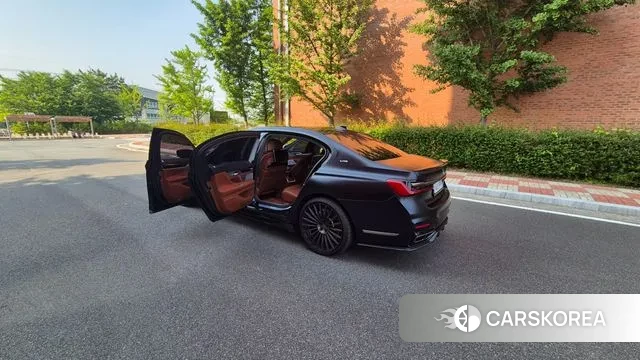 BMW 7 Series (G11) id 3269996 из Кореи 11