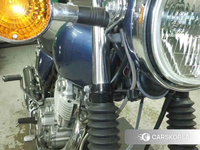 Проданный Yamaha SR400 id 3945371 из Японии, фото 11