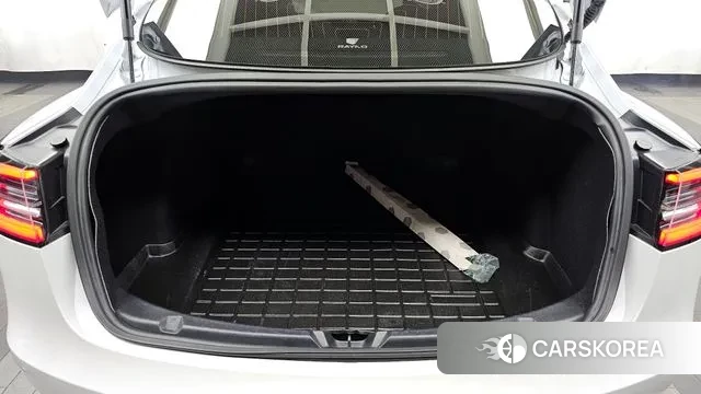 Tesla Model 3 id 2901896 из Кореи 11