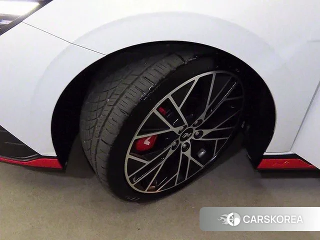 Hyundai Avante (CN7) id 3053369 из Кореи 11