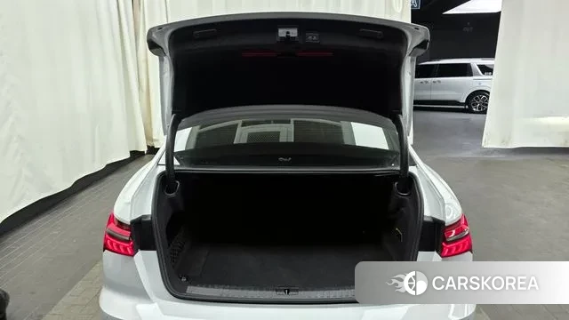 Audi A6 (C8) id 3625922 из Кореи 11