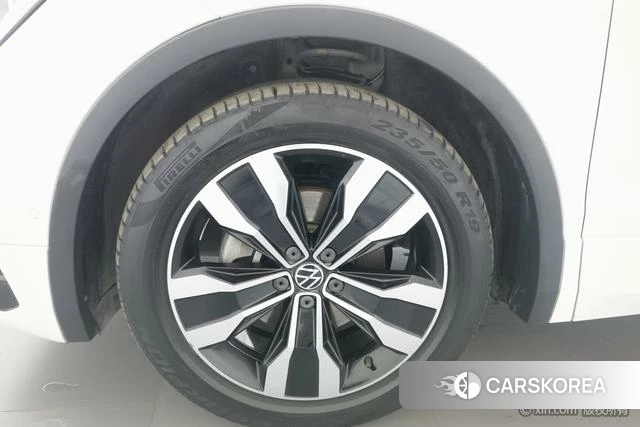 Volkswagen Tiguan L id 4300058 из Китая 11