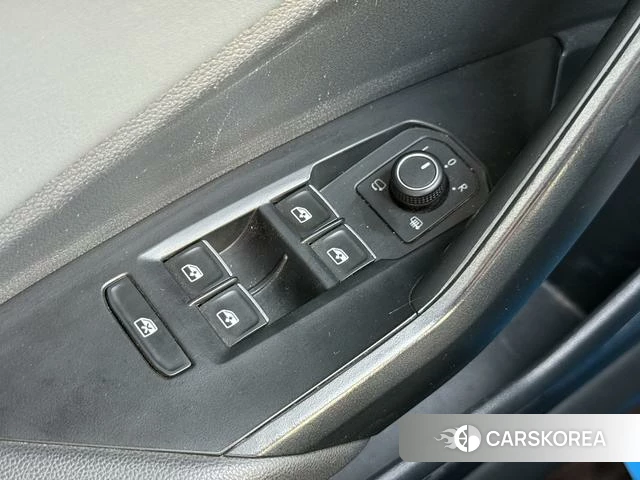 Volkswagen Sagitar id 4358939 из Китая 11