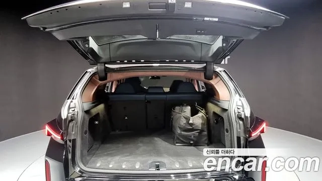 BMW XM (G09) id 2878654 из Кореи 11