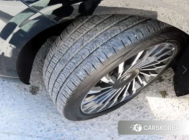 Hyundai Grandeur (GN7) id 3426162 из Кореи 11