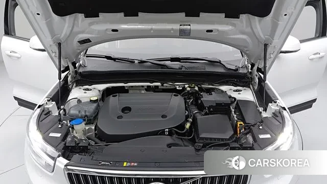 Volvo XC40 id 3732807 из Кореи 11