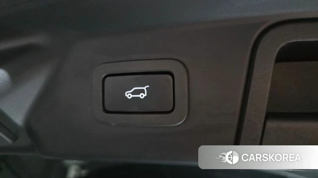Land Rover Range Rover Velar id 4780953 из Кореи 11
