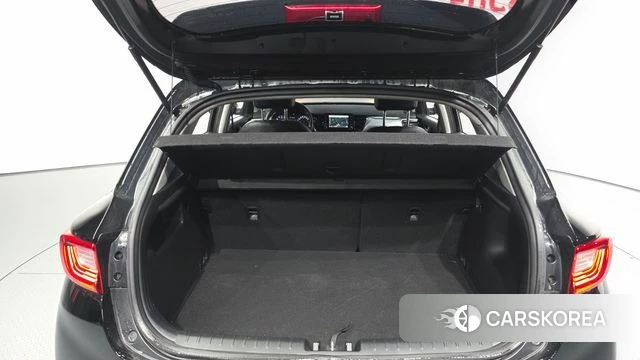Kia Stonic id 4356288 из Кореи 11