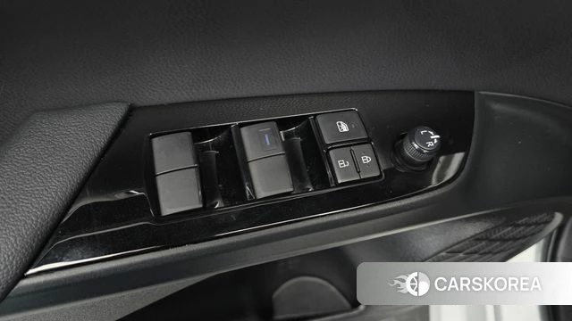 Toyota Prius 4th Generation id 4775465 из Кореи 11