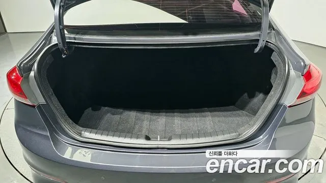 Hyundai Avante AD id 2391163 из Кореи 11