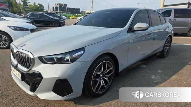 BMW 5 Series (G60) id 4664761 из Кореи 11