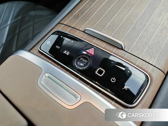 Mercedes-Benz EQS id 4219989 из Китая 11