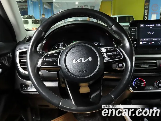 Kia Seltos id 2517846 из Кореи 11