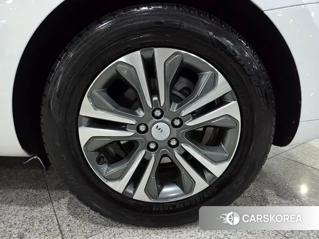 Kia The New Carnival id 3402528 из Кореи 11