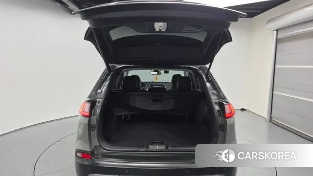 Jeep Cherokee (KL) id 3421530 из Кореи 11