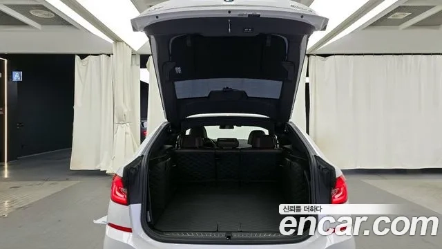 BMW 6 Series GT (G32) id 2858616 из Кореи 11