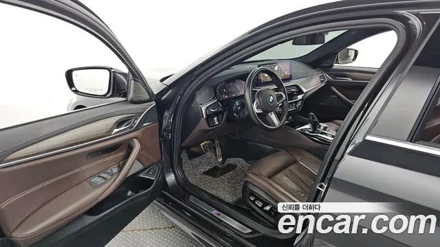 BMW 5 Series (G30) id 2686785 из Кореи 11