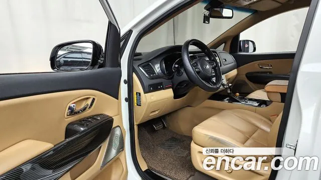 Kia The New Carnival id 2541628 из Кореи 11