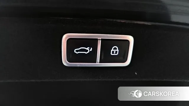 Hyundai Grandeur Hybrid (GN7) id 2930276 из Кореи 11