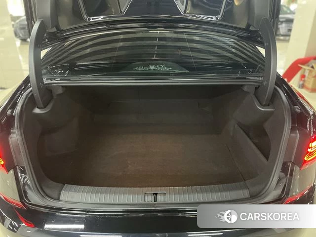 Volkswagen Passat id 4256188 из Китая 11