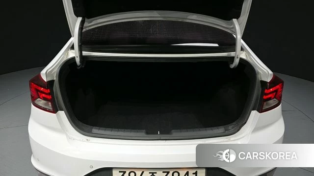 Hyundai The New Avante AD id 3801417 из Кореи 11