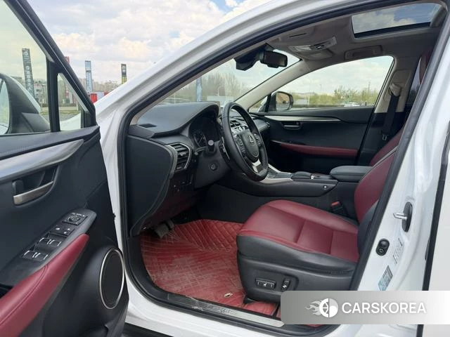 Lexus NX id 4291412 из Китая 11